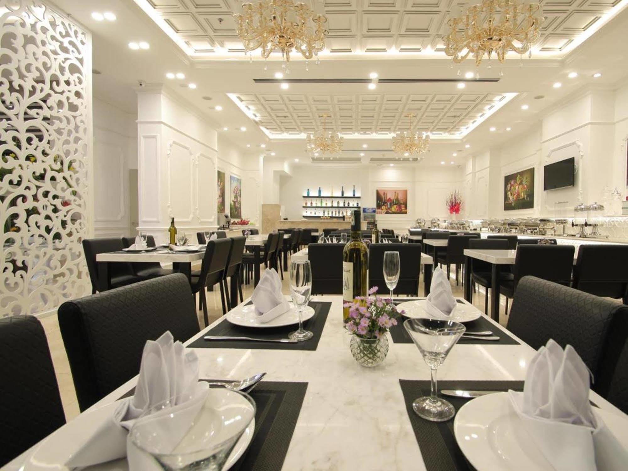 Le Duy Grand Hotel Ho Chi Minh City Bagian luar foto