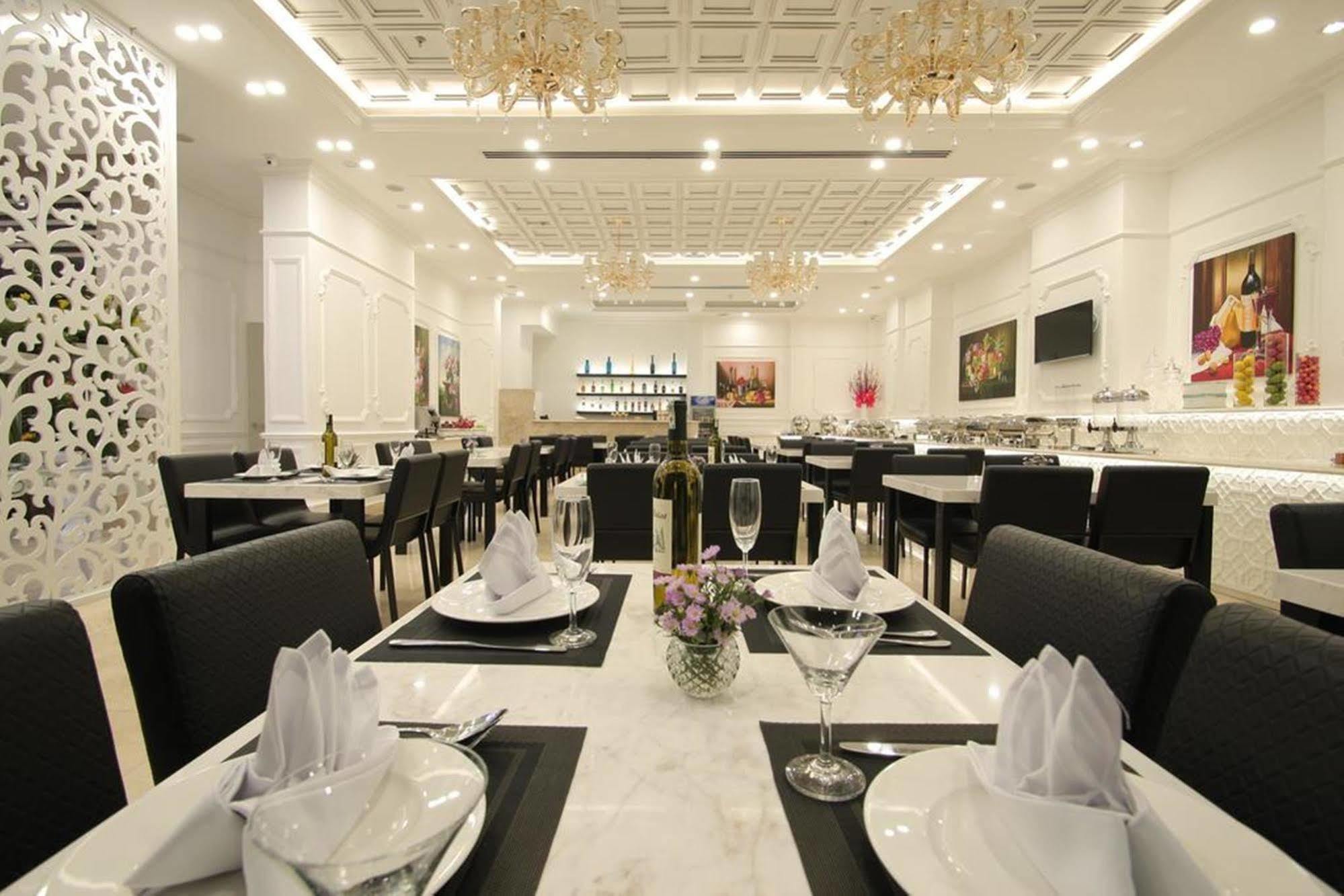 Le Duy Grand Hotel Ho Chi Minh City Bagian luar foto
