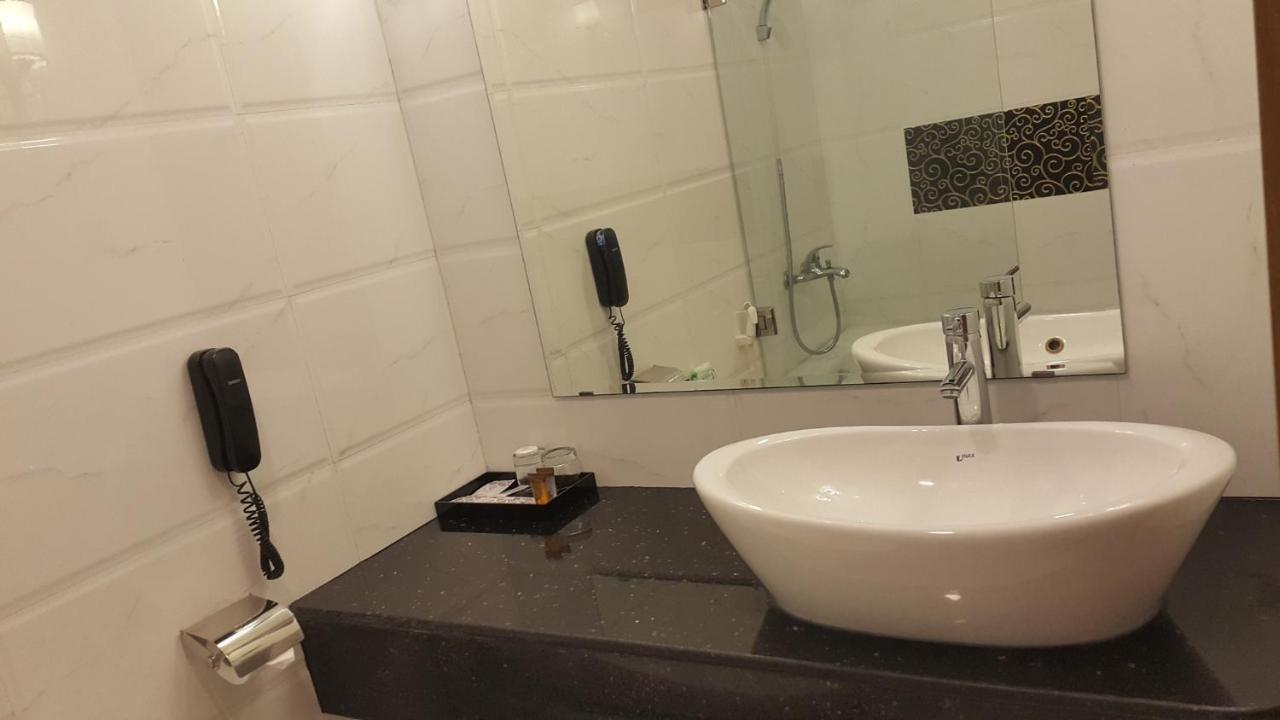 Le Duy Grand Hotel Ho Chi Minh City Bagian luar foto